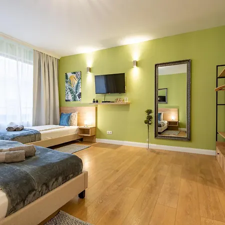 Holidays & Βουδαπέστη