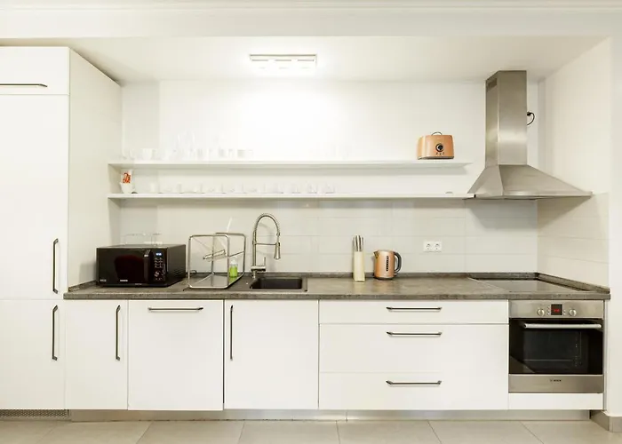 Appartement Holidays & *