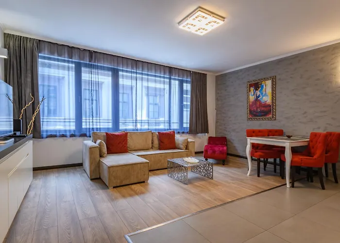 Holidays & * Budapest