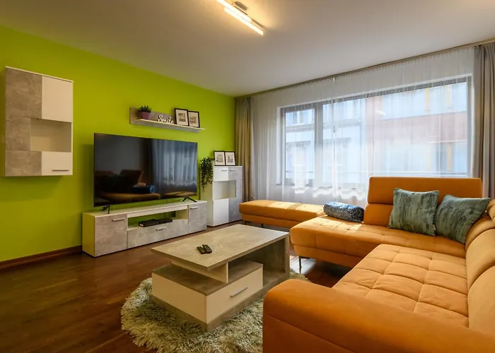 Lägenhet Holidays & Budapest